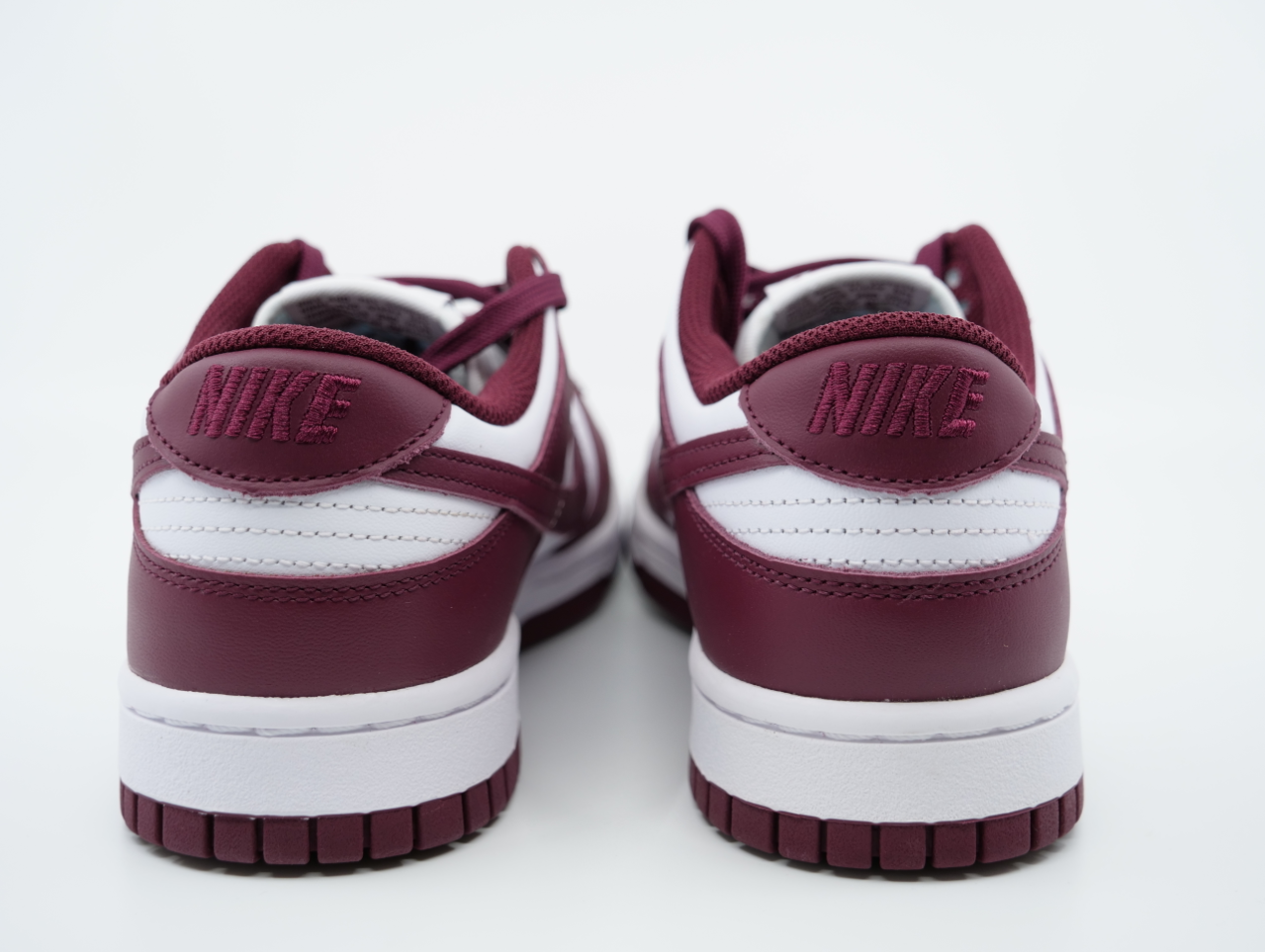 Nike Dunk Low Bordeaux