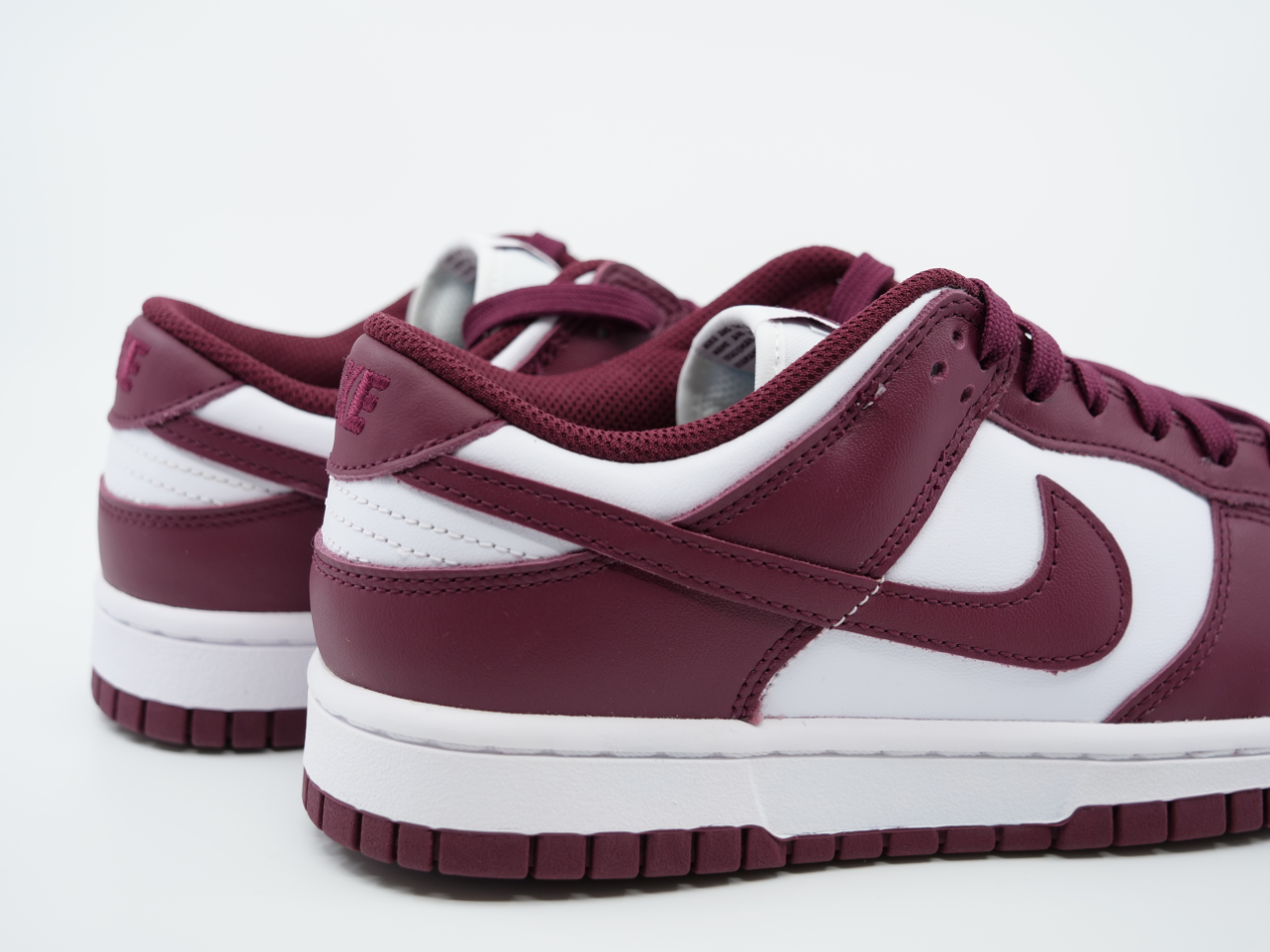 Nike Dunk Low Bordeaux