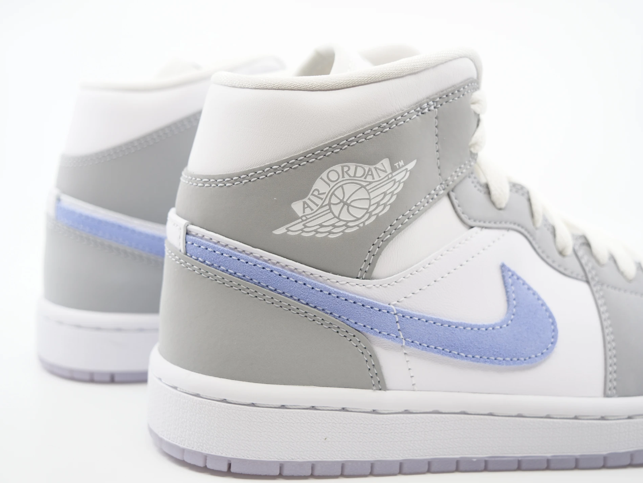 Jordan 1 Mid Wolf Grey