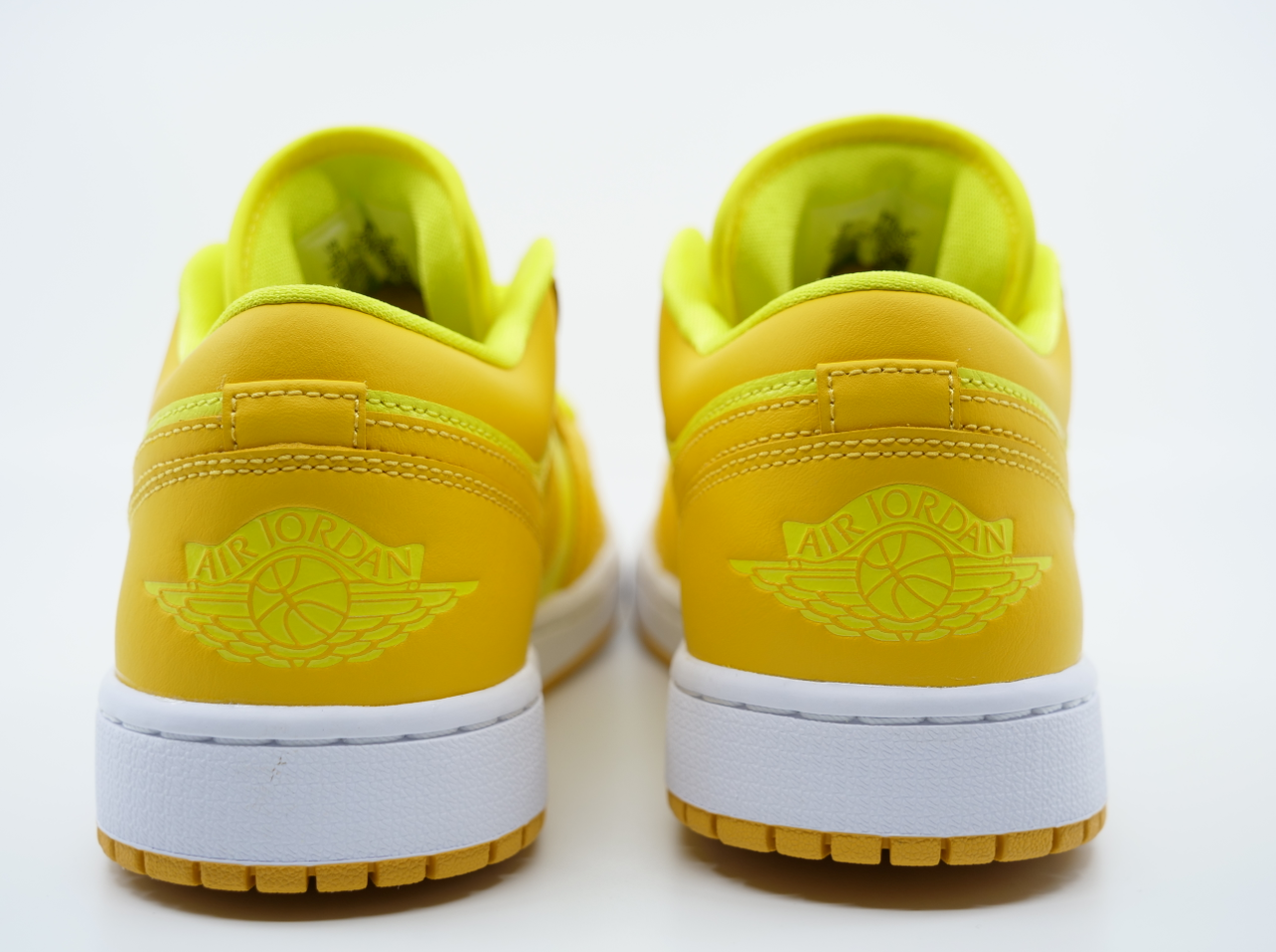 Jordan 1 Low Yellow Strike